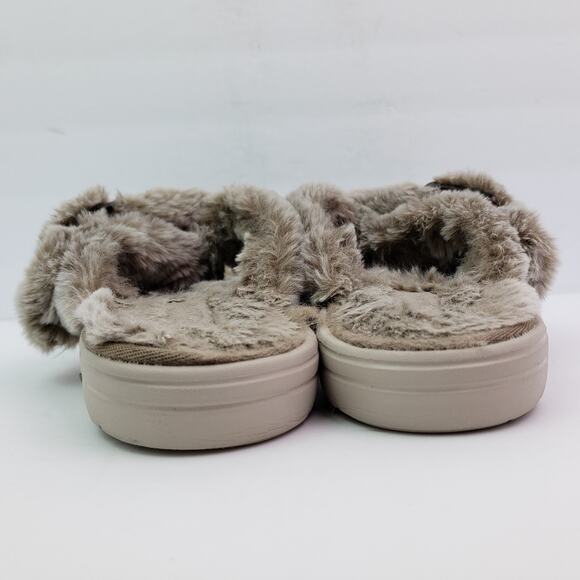 Skechers Go Lounge Womens Size 8 Tan Slip On Faux Fur Slippers Sandals SN175100 - Picture 7 of 9